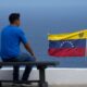 Oil prices unlikely to rise far on Venezuelan turmoil
