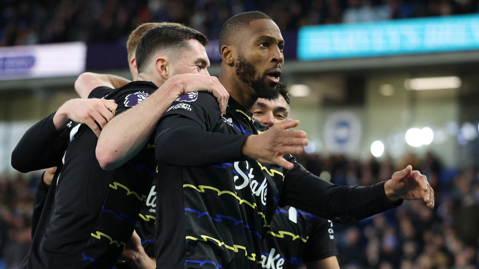 Super-sub Beto snatches dramatic 97th-minute equaliser to dent Seagulls' Champions League dreams