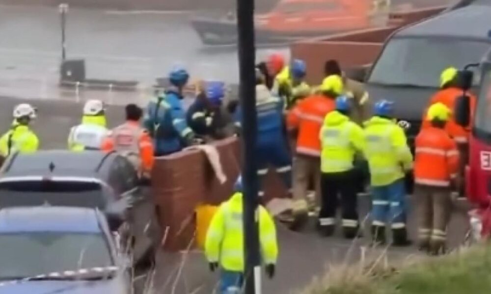 Young man trapped by tide rescued from Whitby's West Cliff