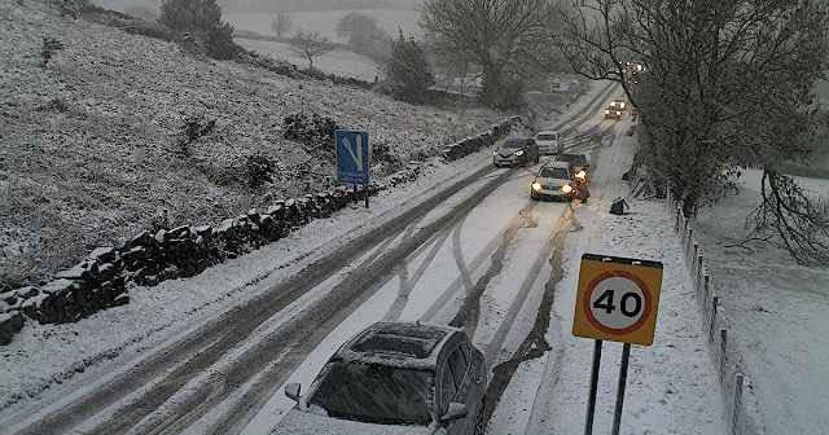 Several vehicles stuck north of Pickering due to snow