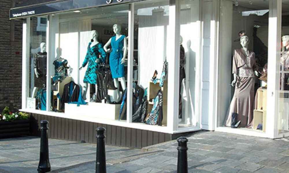 Tockholes owner of Solitaire in Darwen to retire after 48 years