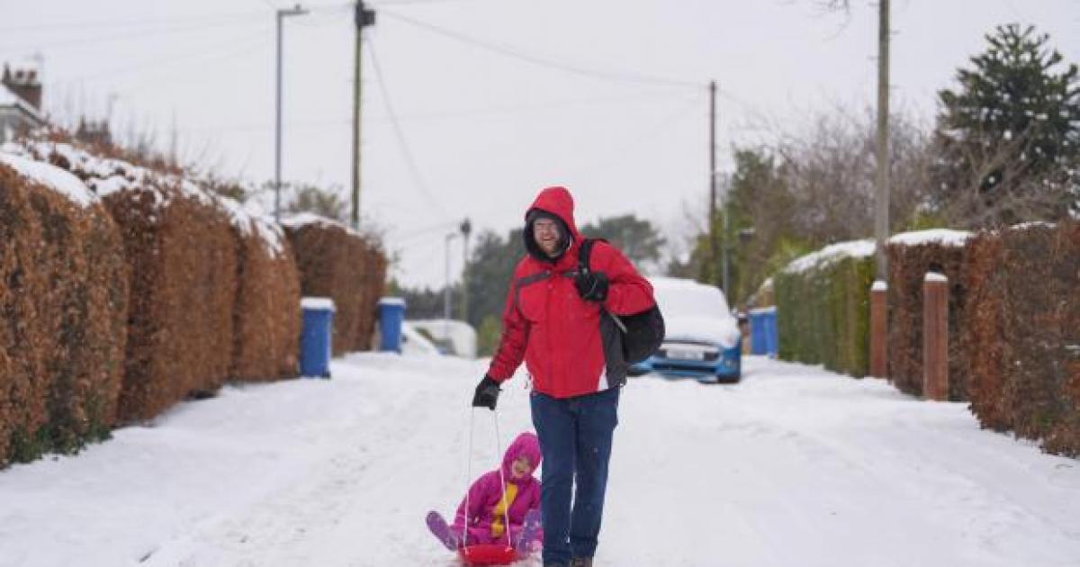 North Yorkshire weather warnings - school and road closures