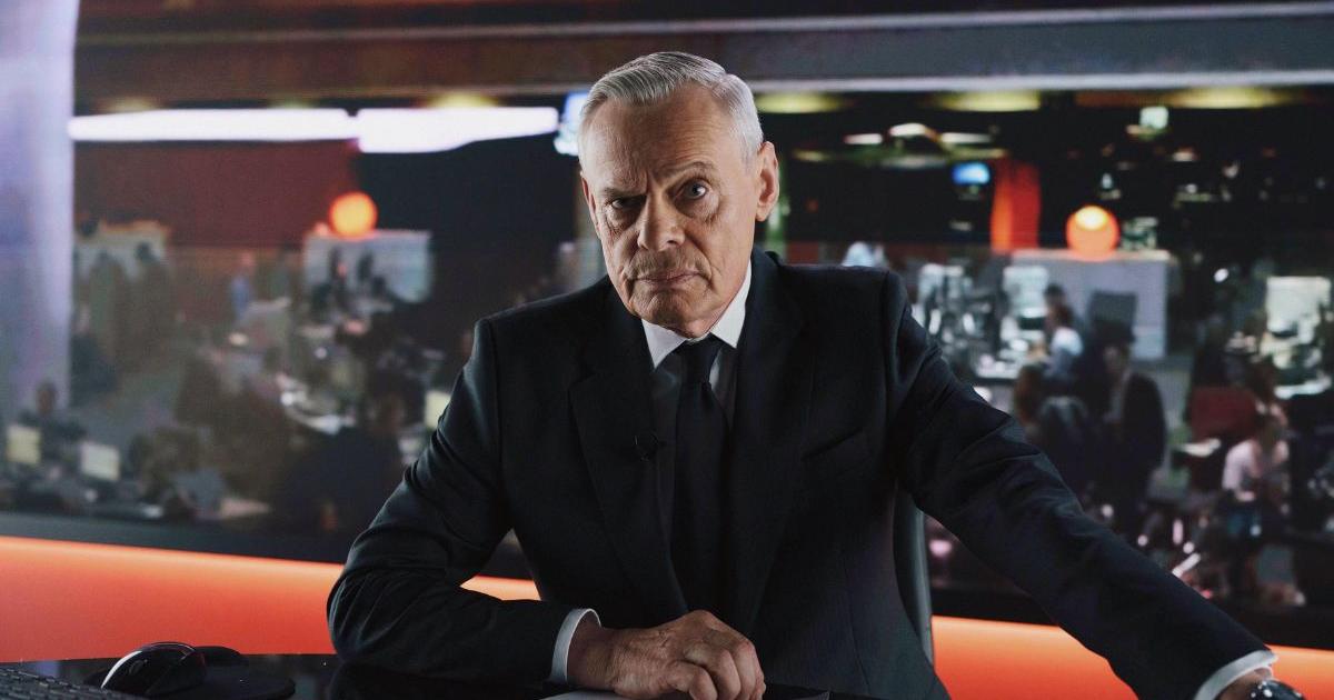 Martin Clunes to star as presenter Huw Edwards in new drama