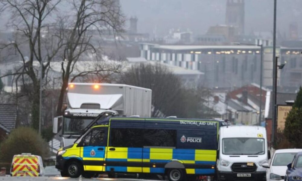 UPDATES: Four killed after horrific early hours major road crash