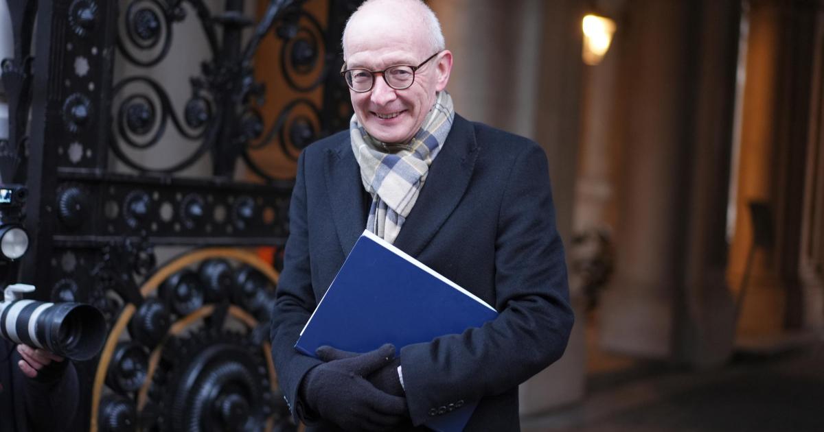 DWP powers to check some pensioners' bank accounts to begin