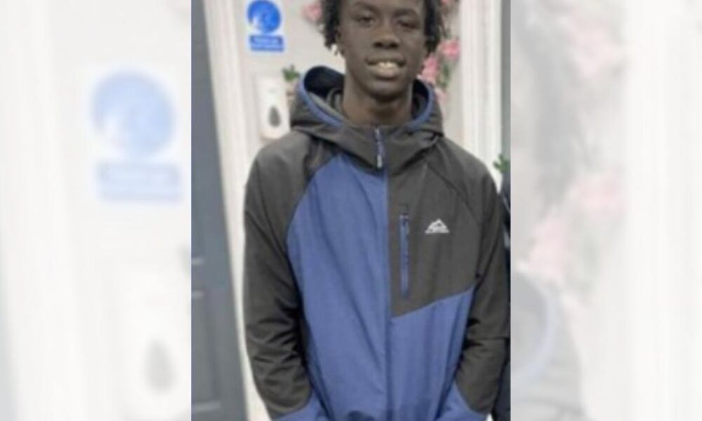 Police looking for missing Eisa from Bolton, can you help?