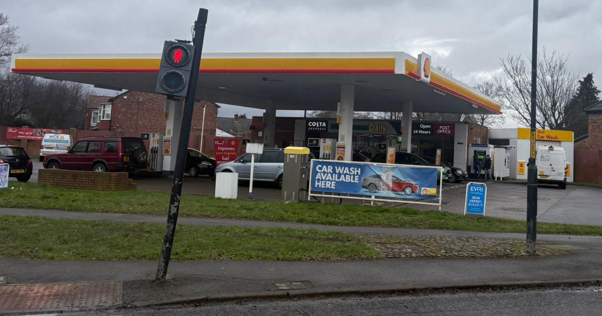 Man arrested after 'attempted robbery' at Shell Middlesbrough garage