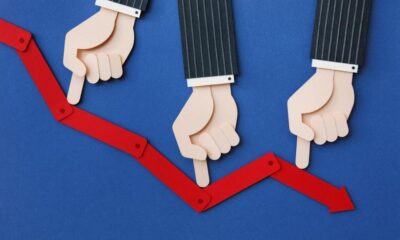 Bitcoin pulls back to $90,000 as early Friday rally attempt fails