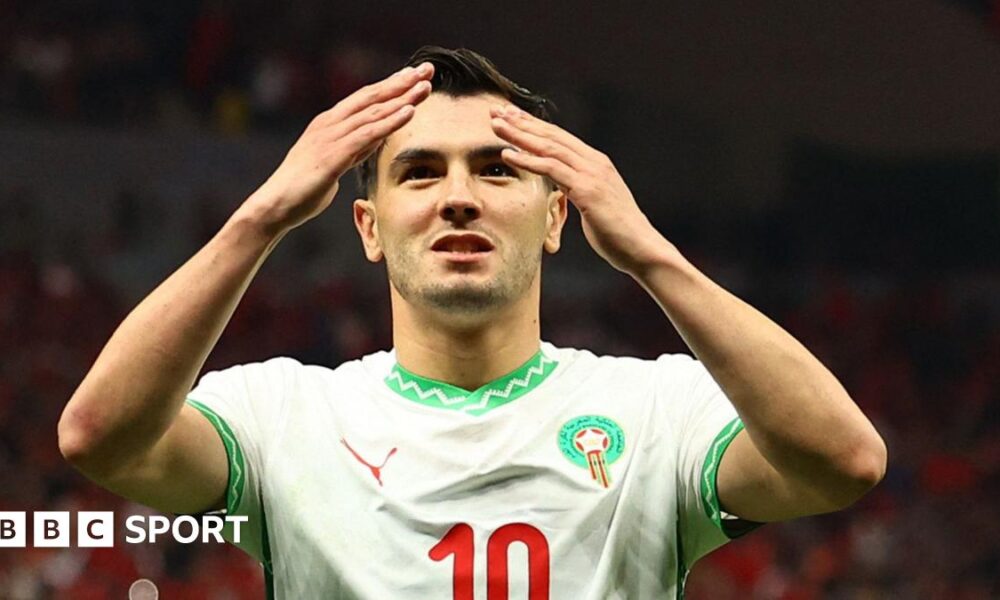 Guillem Balague smiling in a column byline picture