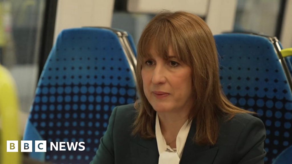 Reeves doesn't rule out more support for hospitality sector