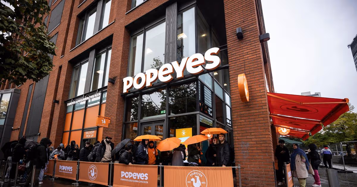 Big queues turned up for the opening of the first ever Popeyes store in Bolton
