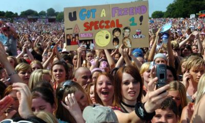 33 photos that tell the story of 2006 in Wales, which was somehow 20 years ago