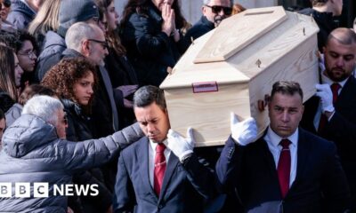 Anger at Swiss ski bar resort at failure to protect people