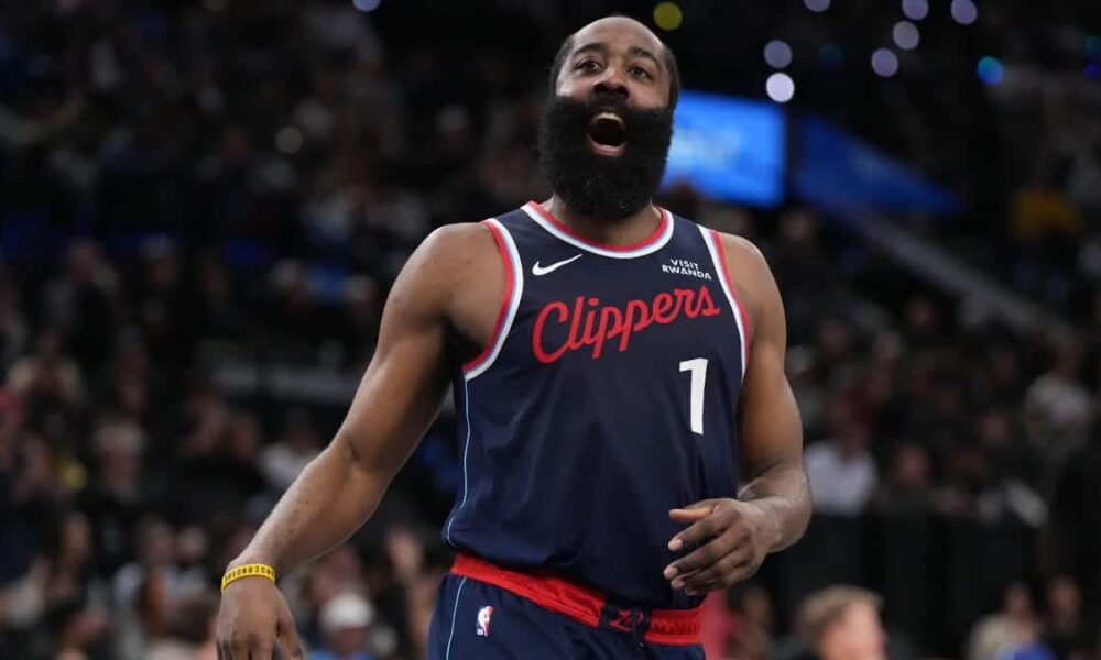 Harden passes Shaq in all-time scoring charts