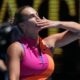 Top seeds Alcaraz and Sabalenka breeze through