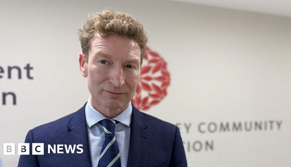 Guernsey families 'unaware' of winter fuel allowance eligibility