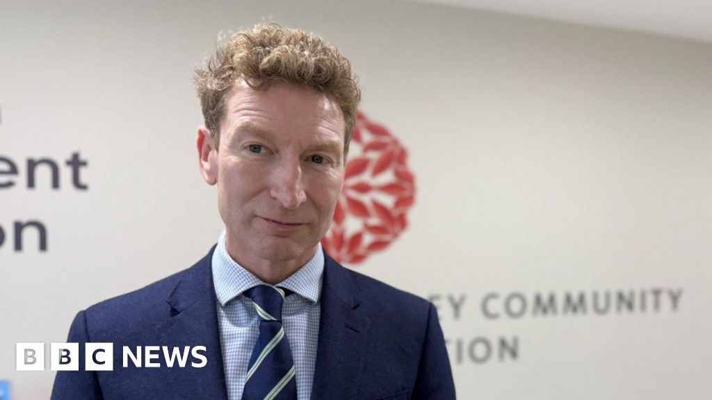 Guernsey families 'unaware' of winter fuel allowance eligibility