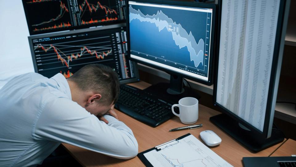 Bitcoin falls bellow $89,000 as rally attempt fizzles despite trade war risk relief