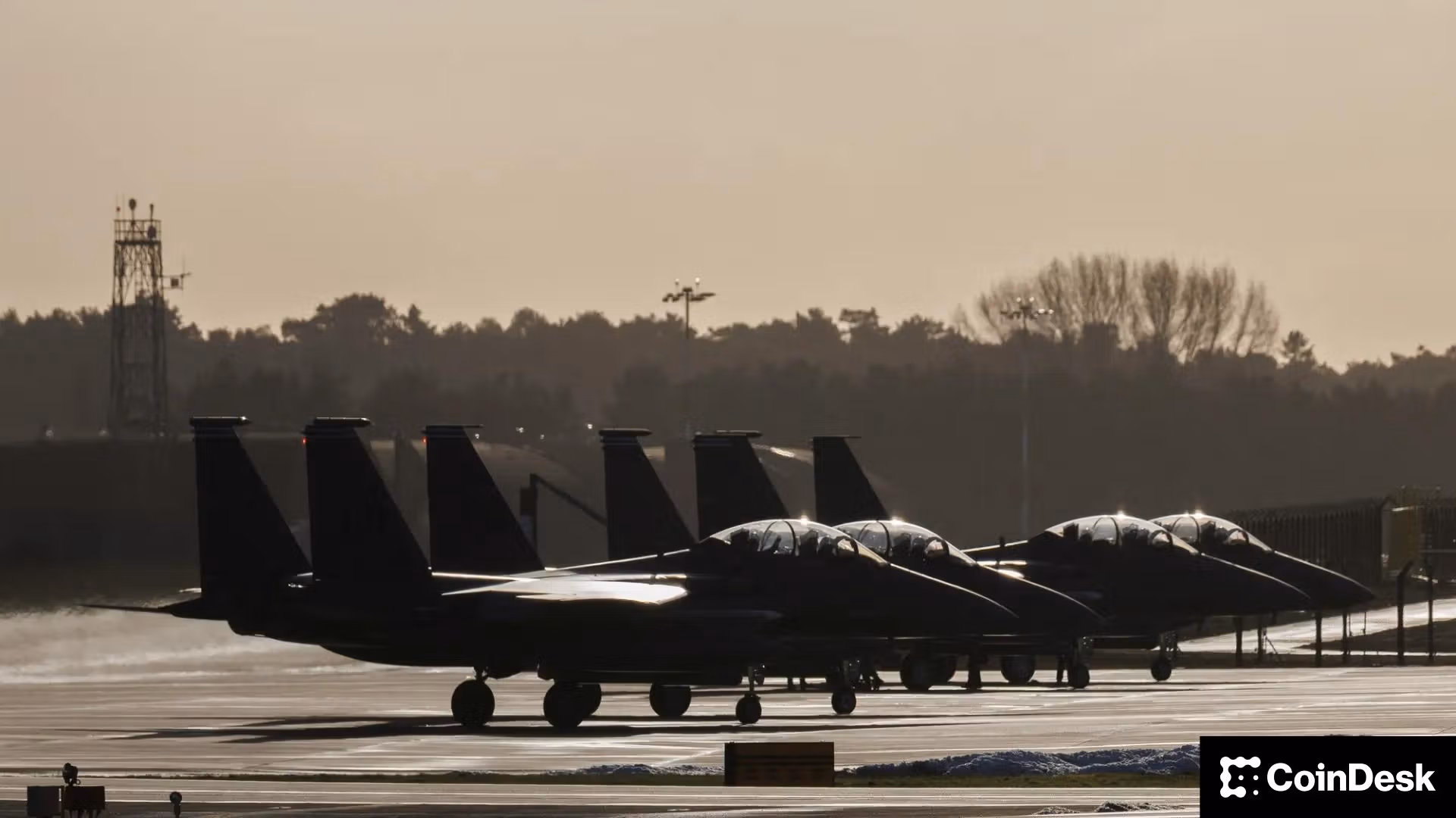 Bitcoin rises, oil falls as global tensions ease: Crypto Daybook Americas