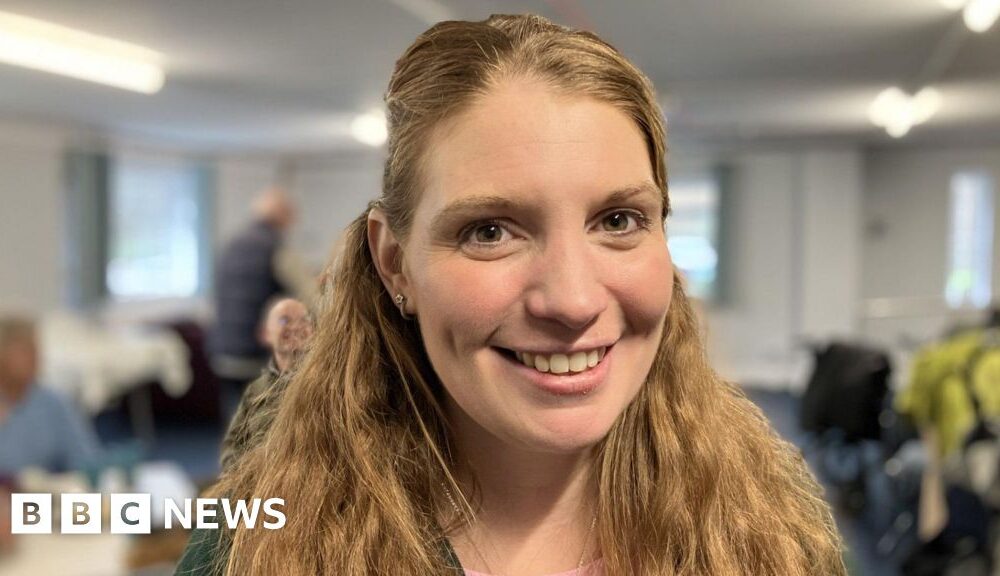 Bournemouth food bank relaunches 14 months after flood