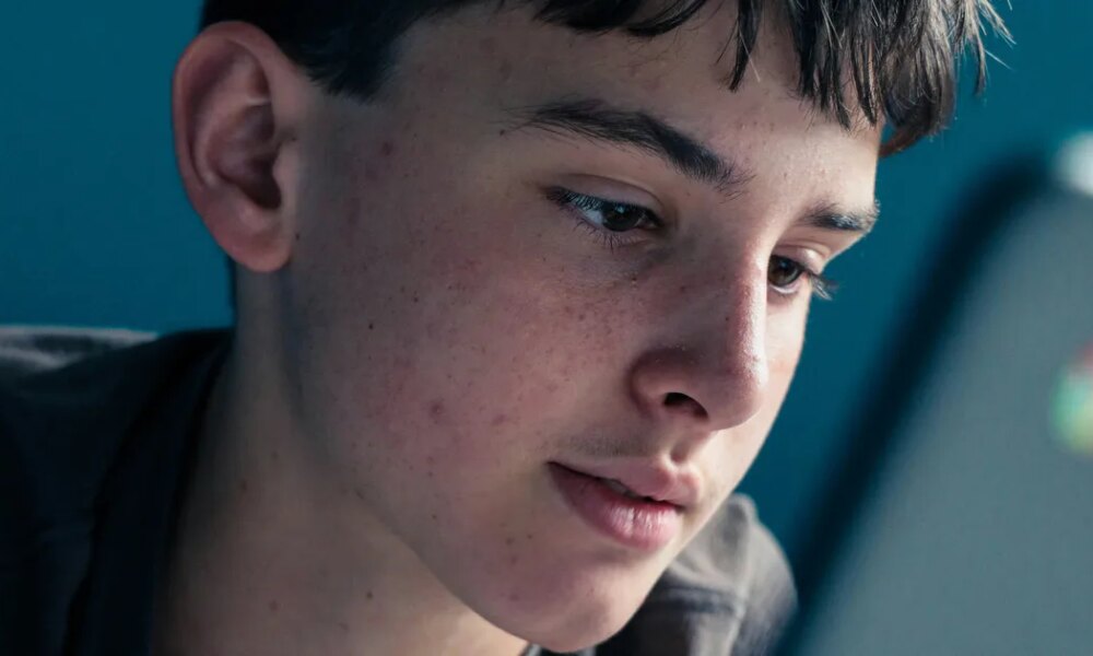 Social Media Ban For Under-16s: Parents And Experts Share Their View