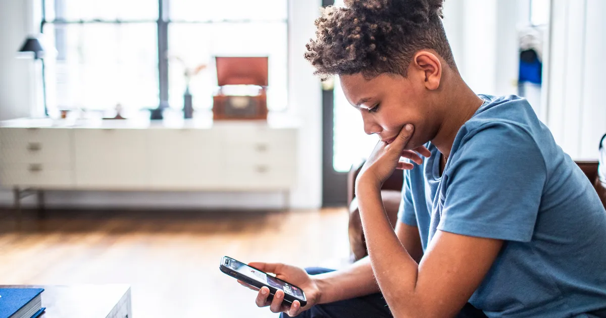 I'm A Therapist. I Don't Think Banning Social Media For Kids Is The Only Answer