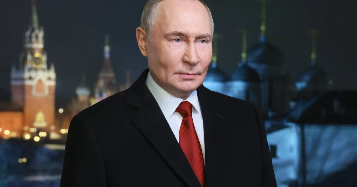 Putin's New Year Speech Offers Subtle Snub To Trump's Peace Efforts