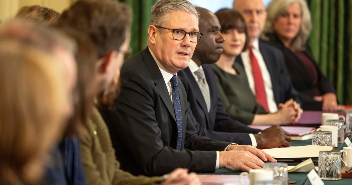 Starmer Urges Ministers To Hold Their Nerve Amid Poll Decline