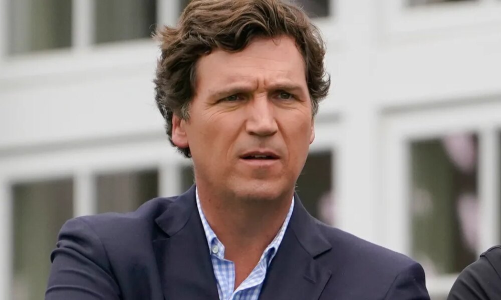 Tucker Carlson Slams MAGA Reactions To Fatal ICE Shooting: 'A Woman Got Shot In The Face'