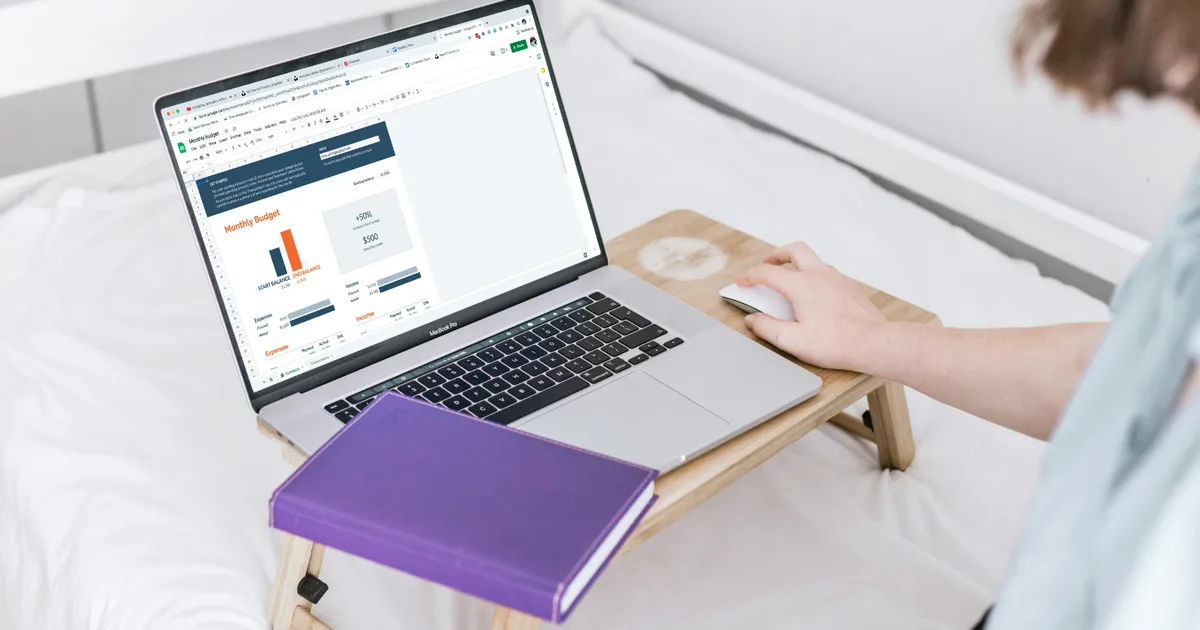 I Tried Admin Nights: It Made Planning My Week Far Easier