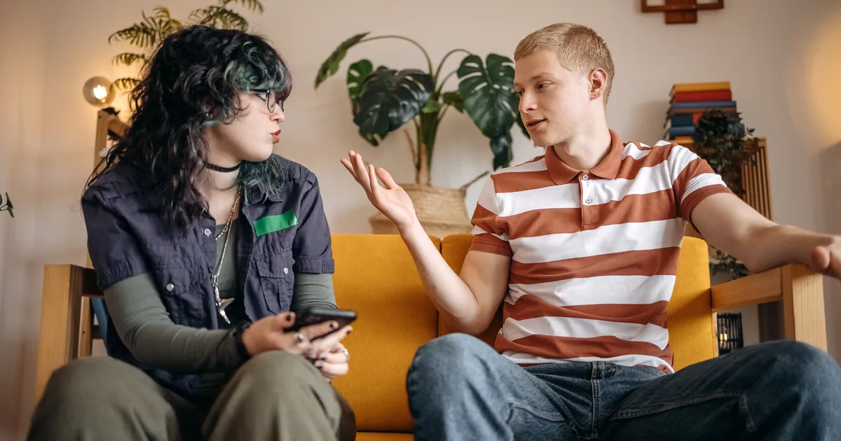 Body Language Signs That Reveal You’re Annoying Someone