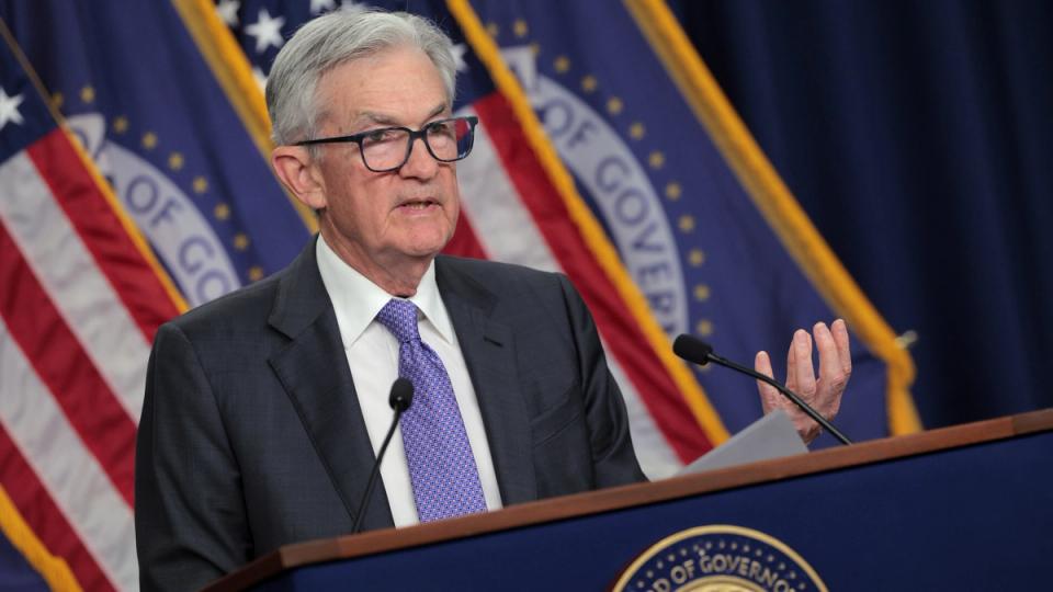 Traders bet on calm as Federal Reserve interest-rate cut looms: Crypto Daybook Americas
