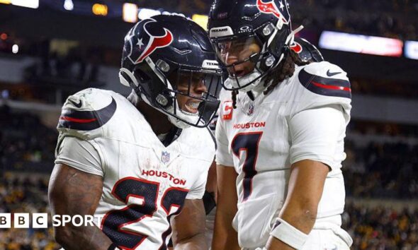 Woody Marks and CJ Stroud celebrate after a touchdown for the Houston Texans against the Pittsburgh Steelers
