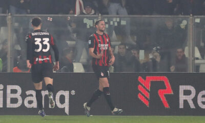 COMO, ITALY - JANUARY 15: Adrien Rabiot of AC Milan celebrates after scoring their team's second goal during the Serie A match between Como 1907 and AC Milan at Giuseppe Sinigaglia Stadium on January 15, 2026 in Como, Italy. (Photo by Marco Luzzani/Getty Images)