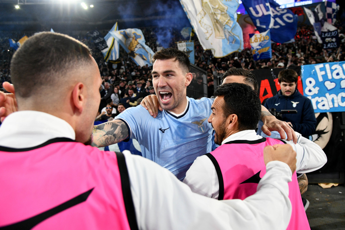 ROME, ITALY - APRIL 13: Alessio Romagnoli of SS Lazio celebrates a opening goal during the Serie A match between Lazio and Roma at Stadio Olimpico on April 13, 2025 in Rome, Italy. (Photo by Marco Rosi - SS Lazio/Getty Images)