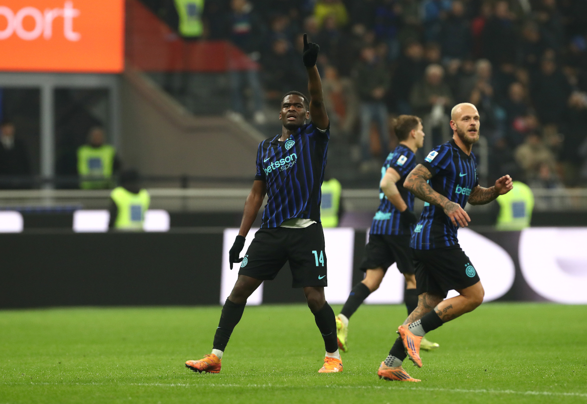 MILAN, ITALY - NOVEMBER 09: Ange-Yoan Bonny of Internazionale celebrates scoring his team's second goal during the Serie A match between FC Internazionale and SS Lazio at Giuseppe Meazza Stadium on November 09, 2025 in Milan, Italy. (Photo by Marco Luzzani/Getty Images)