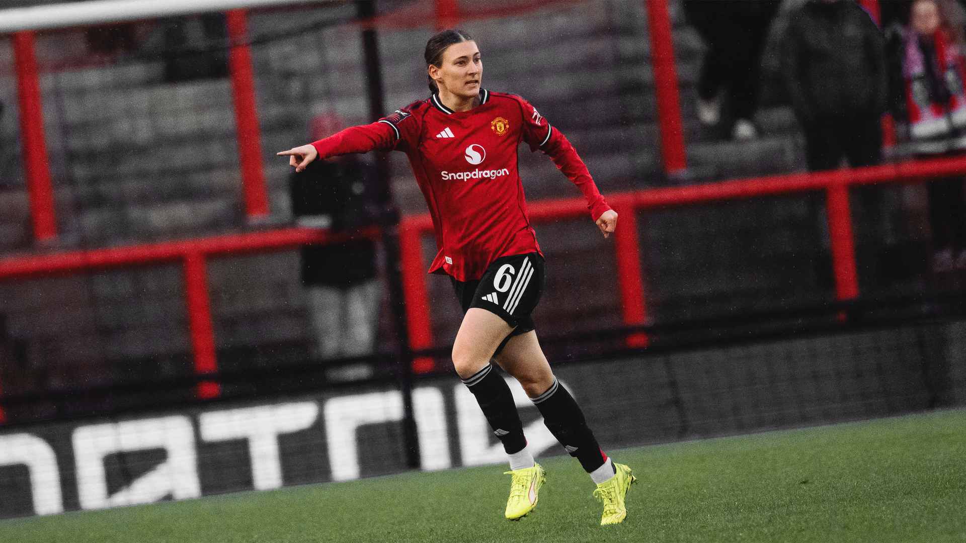 Hannah Blundell joins Everton on loan until the end of the season