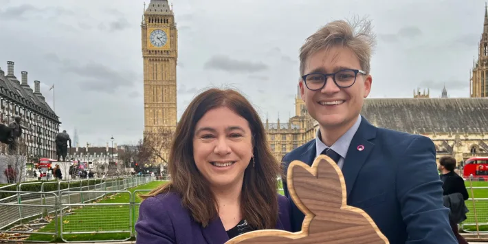 Alex Mayer MP calls for ‘cruelty-free Commons’