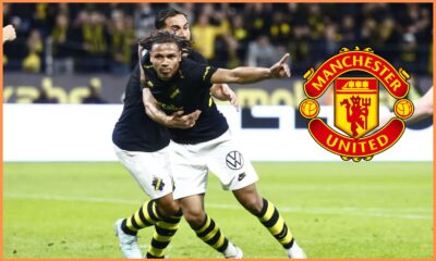 Kevin Filling celebrates a goal