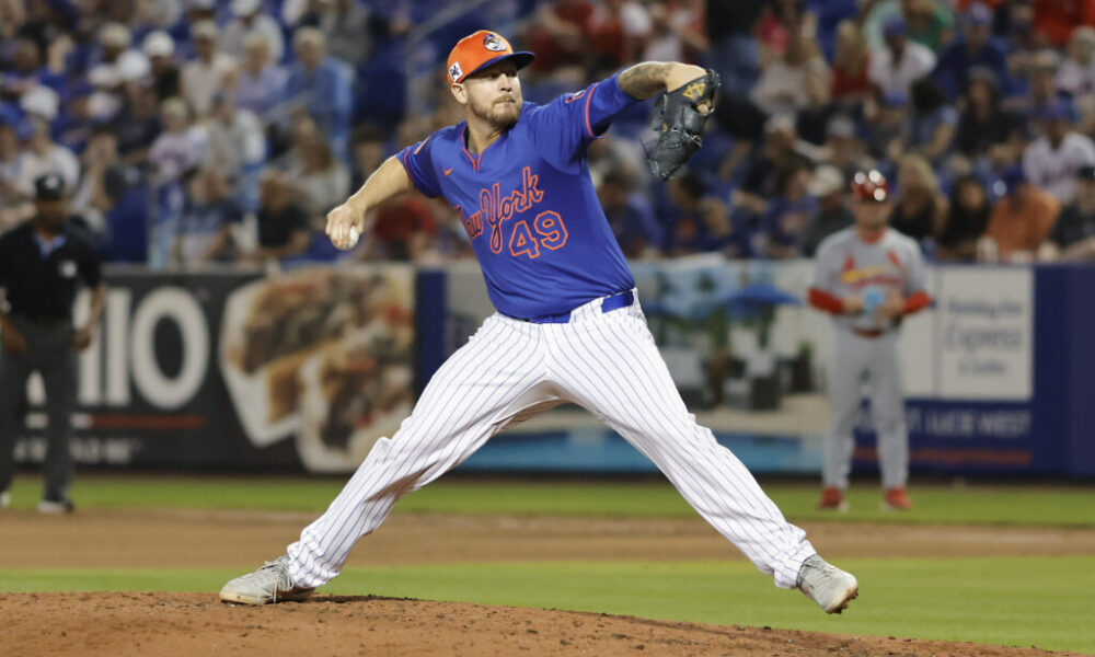 Pirates, Chris Devenski Agree To Minor League Deal