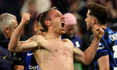 MUNICH, GERMANY - APRIL 08: Davide Frattesi of FC Internazionale celebrates scoring his team