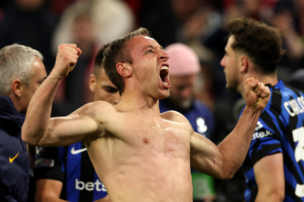MUNICH, GERMANY - APRIL 08: Davide Frattesi of FC Internazionale celebrates scoring his team