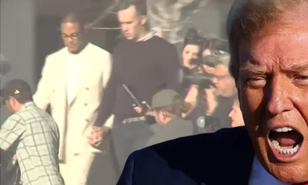 Trump 's US is at the 'arresting journalists' stage of fascism