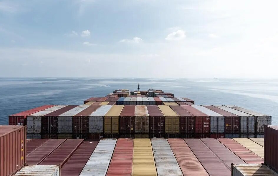 November Exports Rise for 17th Month but Risk 2026 Contraction Amid Challenges