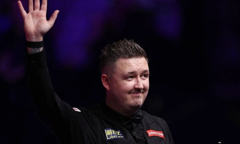Kyren Wilson downs John Higgins in 'absolute dogfight' of Masters final
