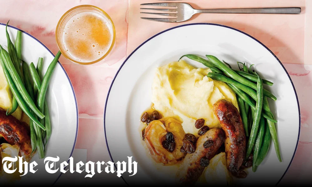 Baked sausages with apples and onions, and cheddar mash recipe