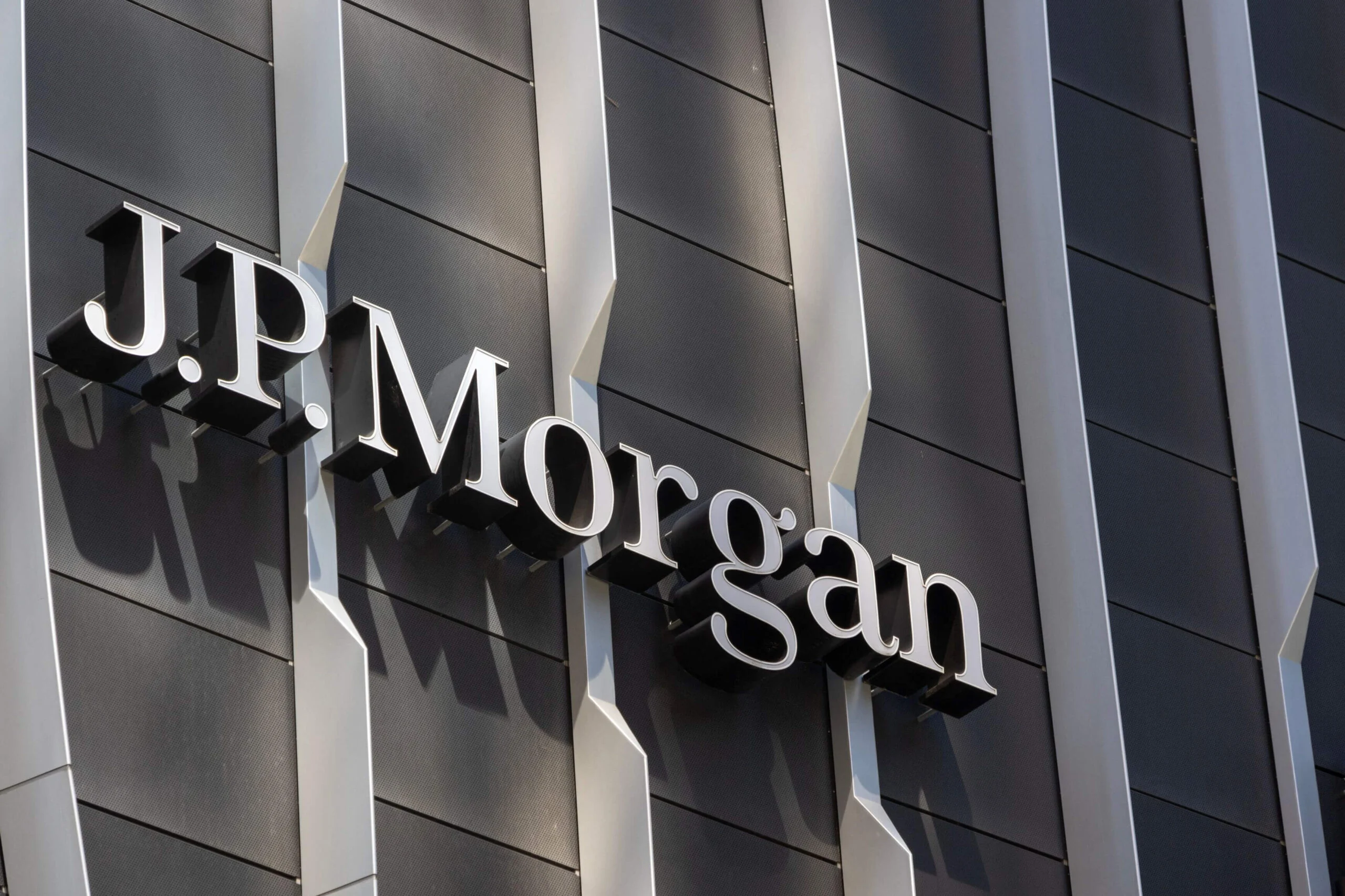 JPMorgan (JPM) Stock: Fourth-Quarter Profit Drops 7% Despite Beating Adjusted Earnings Expectations