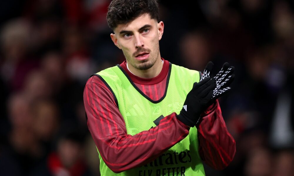 Kai Havertz warming up for Arsenal