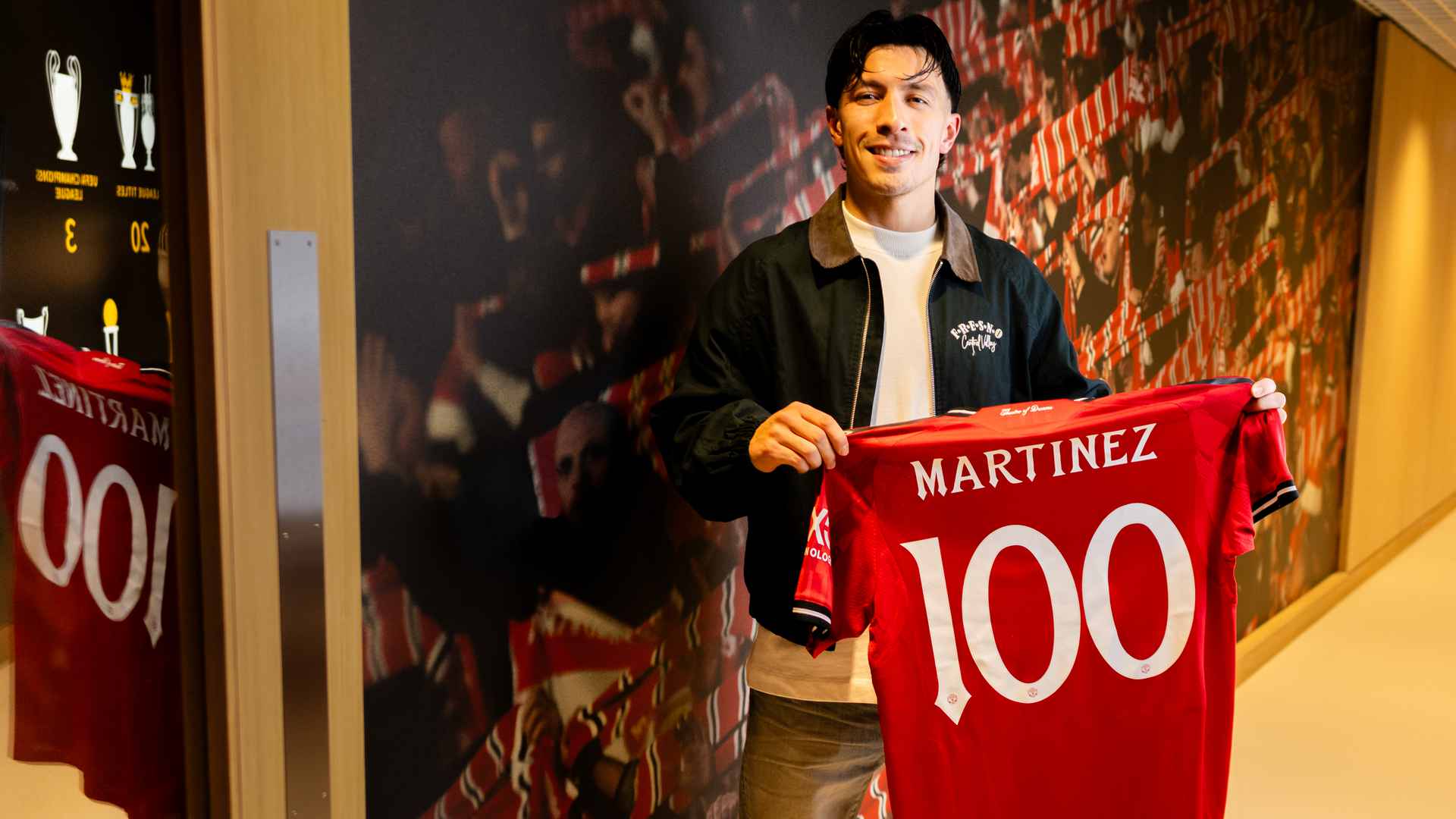 Lisandro Martinez marks 100 games
