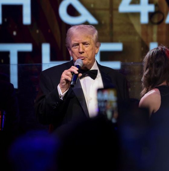 Trump tells WSJ he is taking more aspirin than doctors recommend